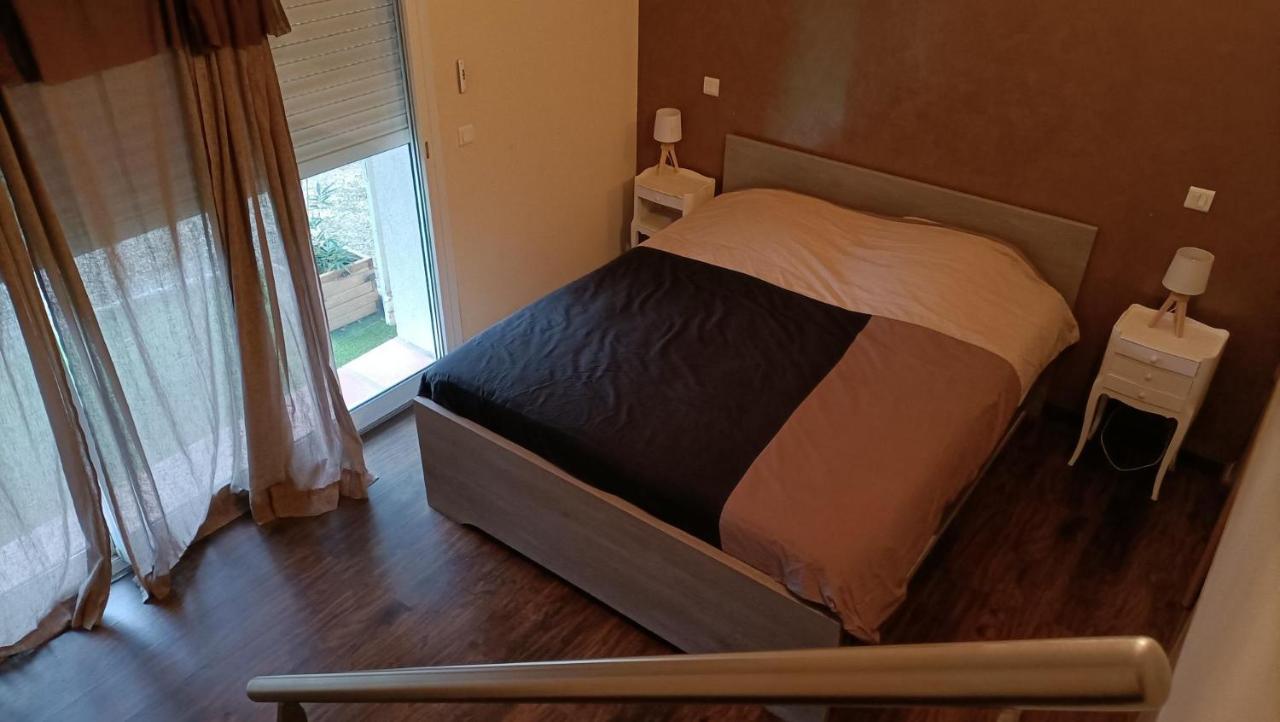 Location Rez De Maison Dans Quartier